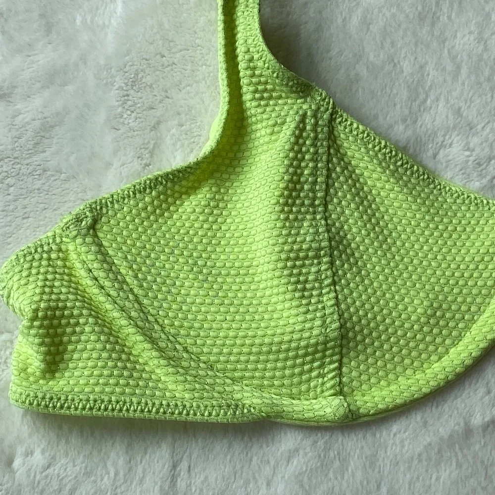 NWOT Frankie’s bikinis Sundance neon underwire bikini top 19373